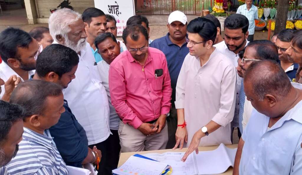 कागल प्रवेशद्वार, रस्ता  रुंदीकरण,व उड्डाणपूल कामास गती मिळणार-राजे समरजितसिंह घाटगे शासनाच्या अधिकाऱ्यांसह केली साईट पाहणी