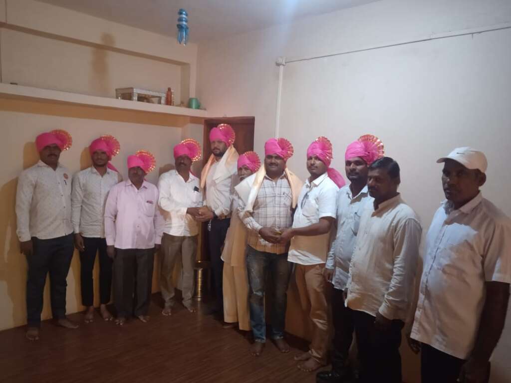 माजी. डे. सरपंच विनोद डवर यांचा अंबिका ग्रामविकास आघाडी चे युवा नेतृत्व प्रमोद पाटील यांना जाहीर पाठिंबा.