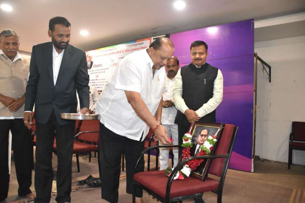 बॅरिस्टर बाळासाहेब खर्डेकर उच्च ज्ञानी, सुसंस्कृत, सद्गुणी होते - पालकमंत्री हसन मुश्रीफ यांचे प्रतिपादन..