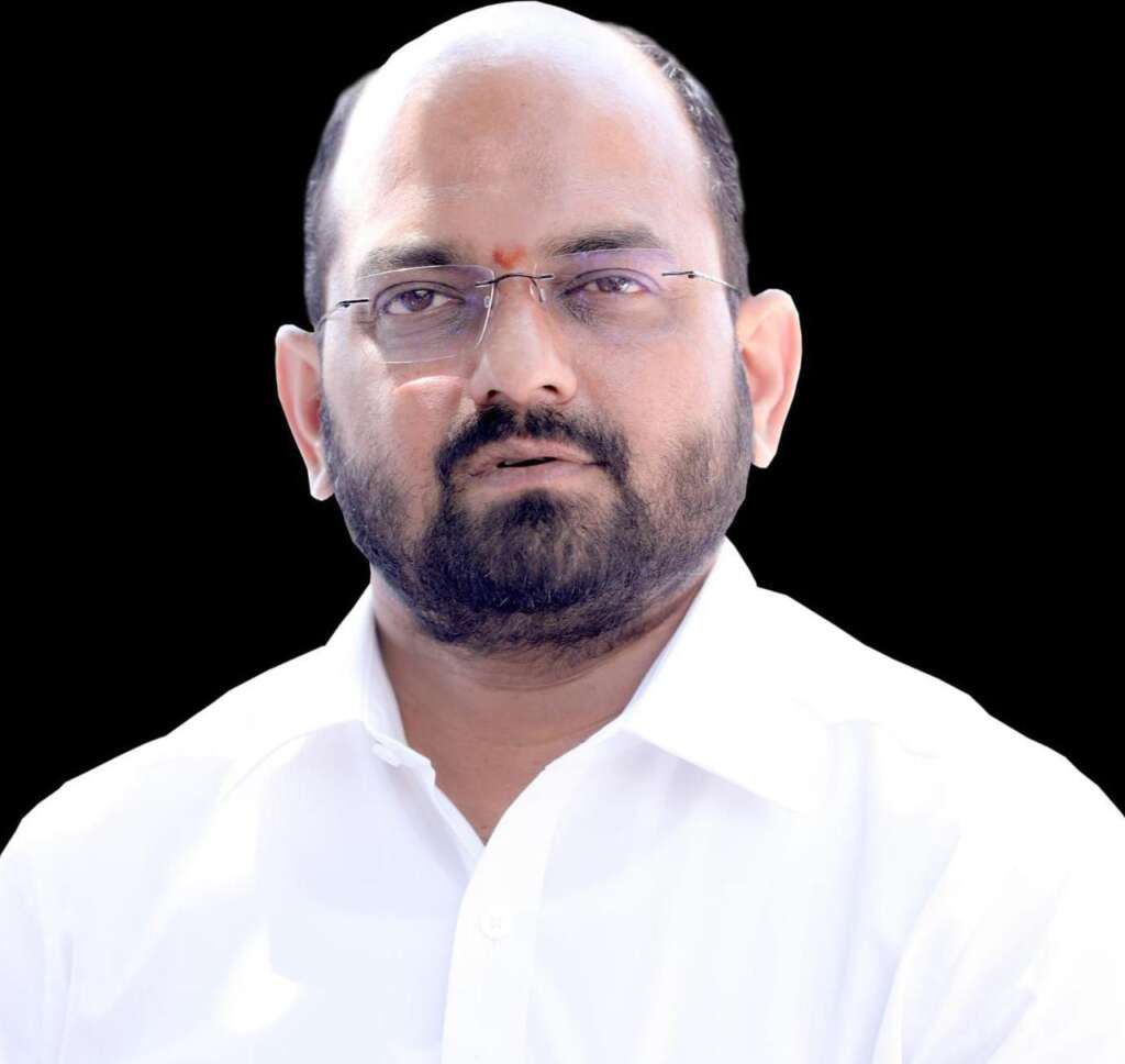 निगवे खालसा येथील श्री नृसिंह सरस्वती मंदिरास २ कोटींचा निधी; मा.आमदार अमल महाडिक यांच्या पाठपुराव्यास यश