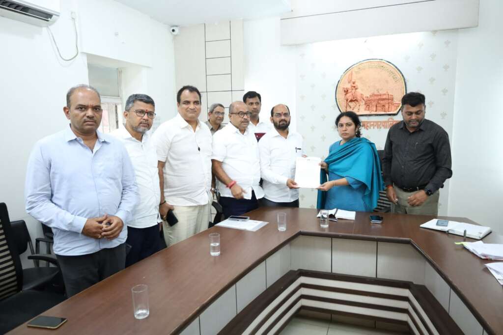 कोल्हापूर महानगरपालिकेकडून पिण्याच्या पाण्याच्या पाईपलाईनसाठीच्या खुदाई खर्चात मोठी कपात - भाजपच्या पाठपुराव्याला यश