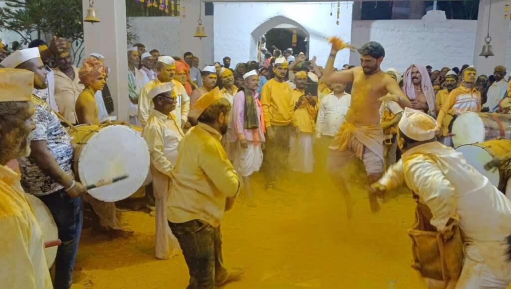 ऊसासाठी आंदोलनाचा भडका उडणार, कोल्हापूर जिल्ह्यात पाण्यासाठी वाद होणार : उदगाव येथील बिरदेव यात्रेत भाकणूक