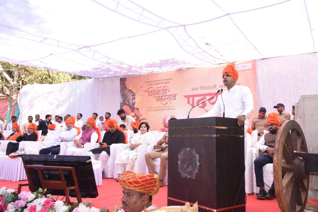 •पन्हाळगड शिवाजी महाराजांचा इतिहास आणि स्वराज्याचा साक्षीदार – जिल्हाधिकारी अमोल येडगे.