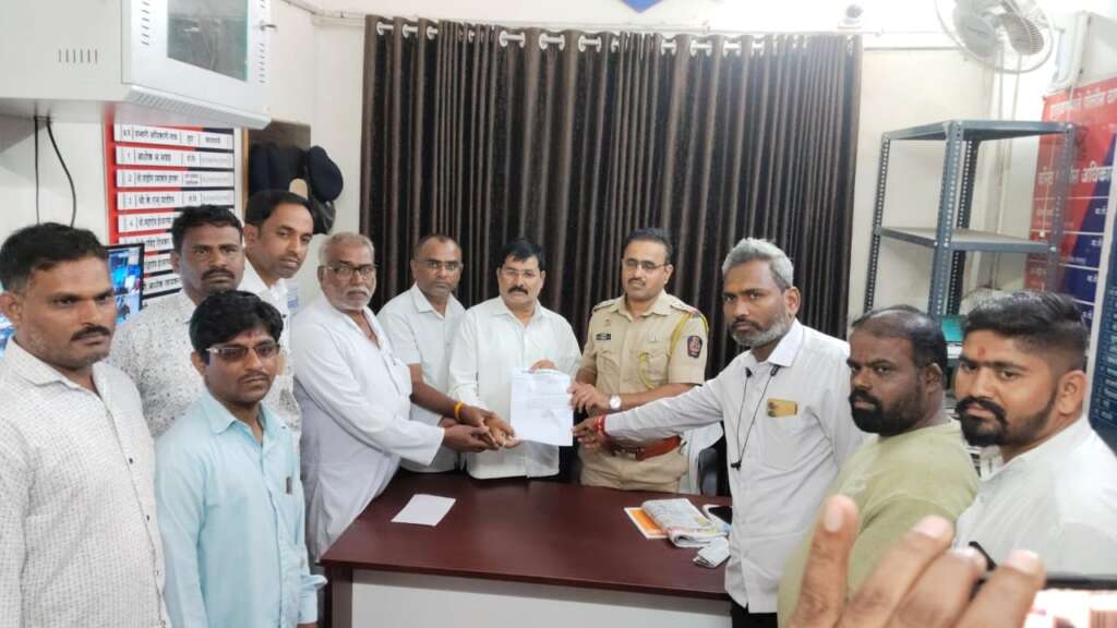कुंभोज गावाची नाहक बदनामी; ग्रामस्थांकडून पोलिस ठाण्यात निवेदन